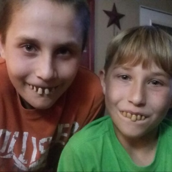 Meet your Posher, Melissa - Picture 1 of 1